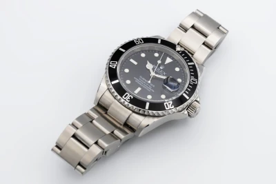 Rolex Submariner 40mm Stainless Steel Oyster 16610 2008