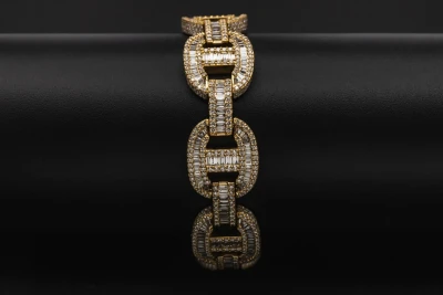 9ct Yellow gold diamond linked bracelet 65grams 25cts