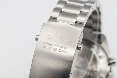 OMEGA Speedmaster Professional Moonwatch 42mm Stainless Steel 311.30.42.30.01001