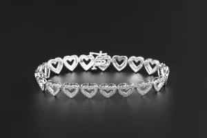 9ct White Gold Diamond Heart Bracelet 2.25ct 11.9g