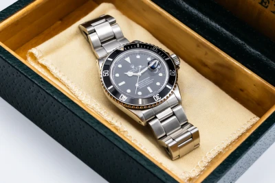 Rolex Submariner Date 40mm Stainless Steel Oyster 16800 1986