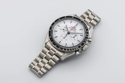 OMEGA Speedmaster Moonwatch 42mm Stainless Steel 310.30.42.50.04.001 2026 UNWORN